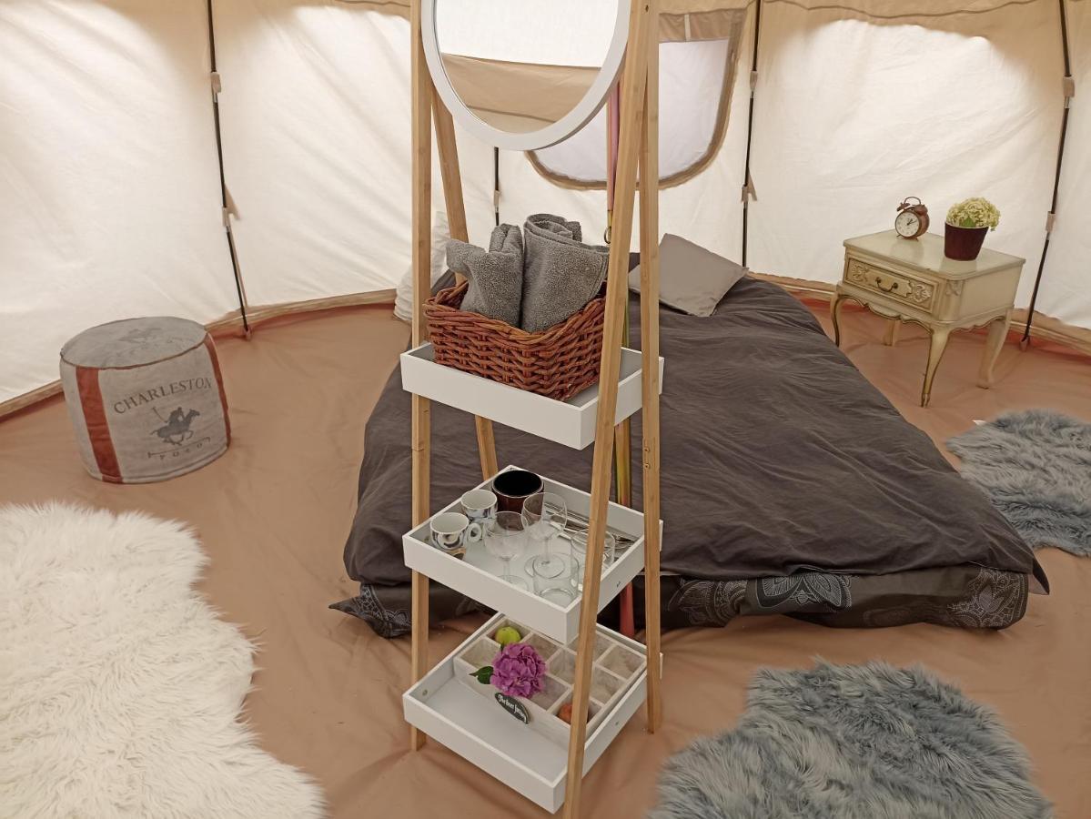 Natuur-Like Glamping In Bosland NeerNeerpelt Exterior foto